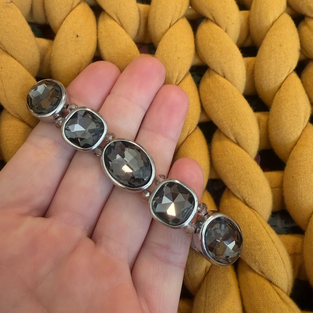 Elegant Silver and Black Gemstone Bracelet